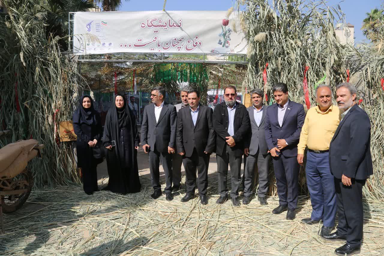 بازدید دکتر مکاری معاون وزیر ارتباطات و سرپرست پژوهشگاه فضایی به همراه اعضای هیات مدیره و جمعی از مدیران از نمایشگاه دفاع