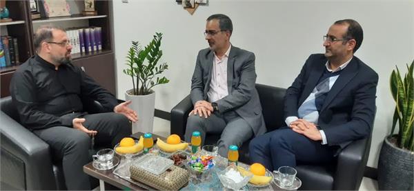 نشست صمیمی