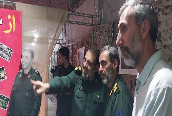 بازدید سرهنگ رحیمی فرمانده ناحیه بسیج قدس از نمایشگاه دفاع مقدس با محوریت دفاع همچنان باقی است